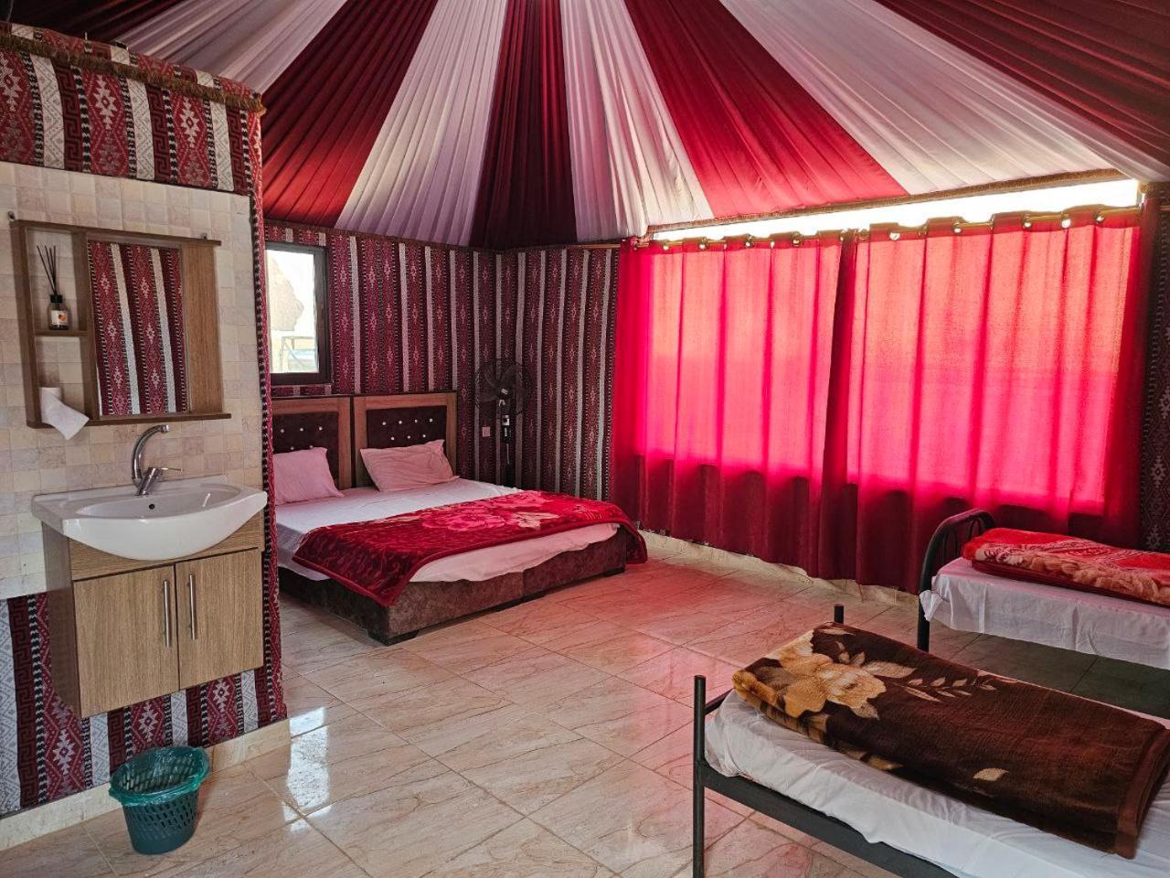 Beduin Star Trail Camp Bed & Breakfast Ram Vadisi Dış mekan fotoğraf